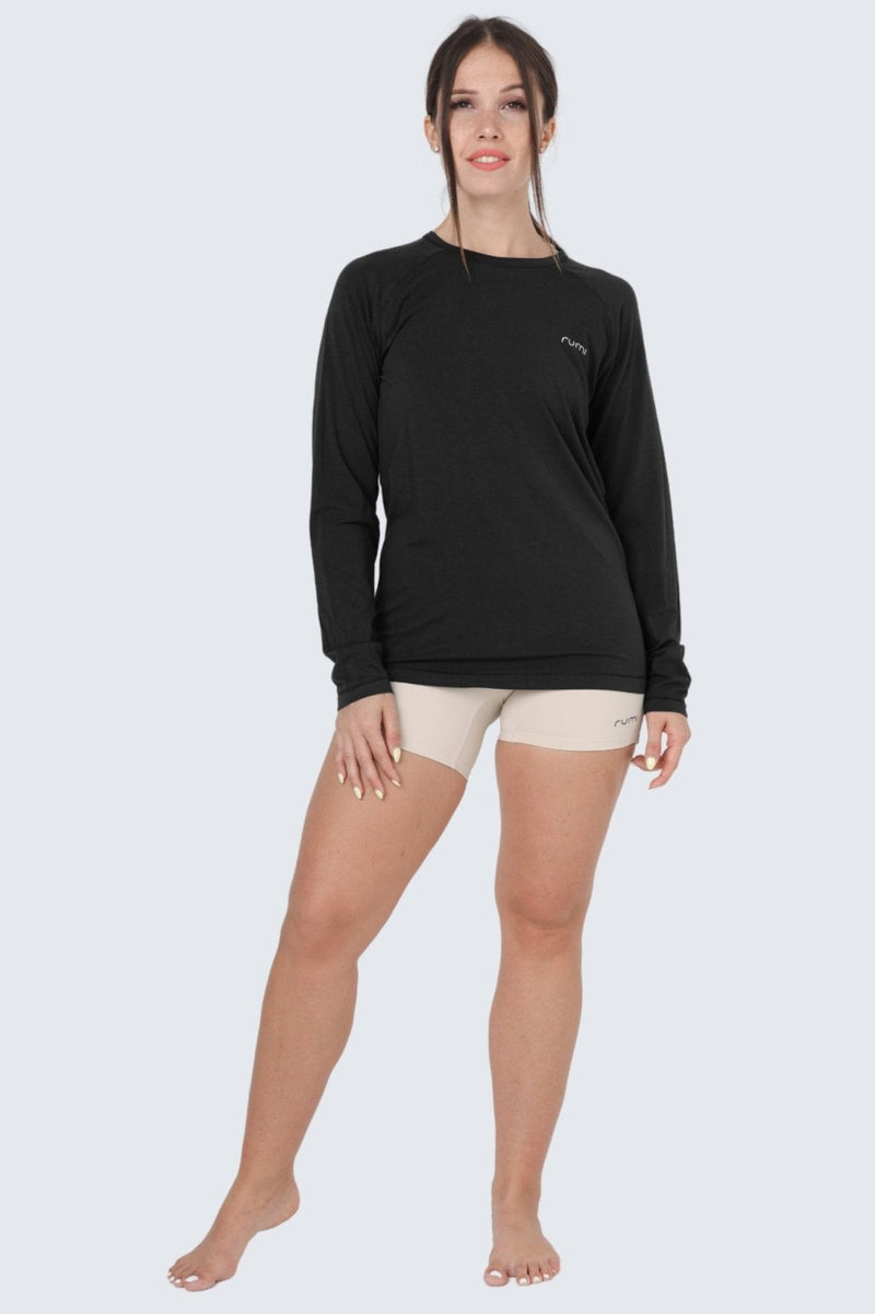 Rumi Earth - WU Move Tee Long Sleeve - Black - R521515BKP - Tops